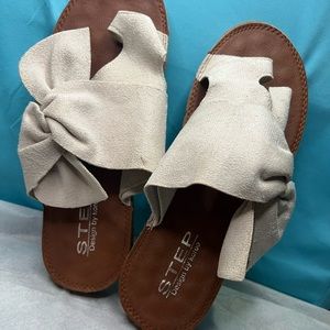 step design by korea cream sandals size 40/9.5